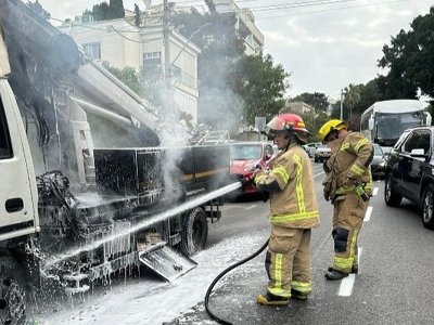 Ещё один пожар в Хайфе: горит автокран