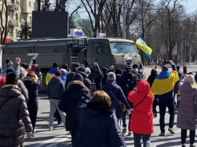 Во время оккупации Херсона изменила внешность, чтобы не разыскала армия РФ. История жены бывшего участника АТО