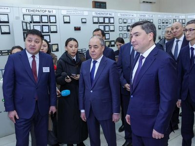 Премьер-Министр РК Олжас Бектенов проверил темпы работ по снижению износа на Уральской ТЭЦ