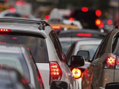 Владельцам старых автомобилей могут снизить налог на транспорт в Казахстане