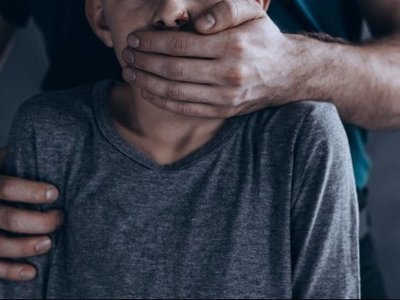Задержали педофила: он затащил мальчика в заброшенный дом
