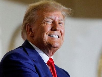 Трамп поддержал одобрение финансовой помощи Украине, но в форме займа