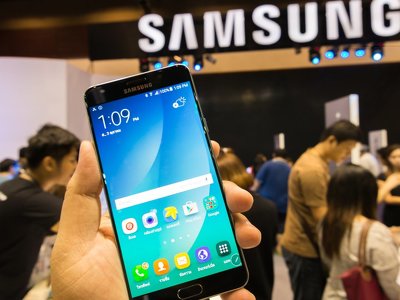 Samsung вернул себе лидерство по продажам смартфонов