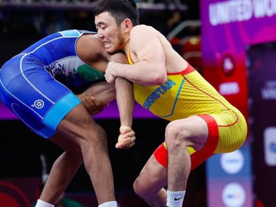 Казахстанец взял золото на чемпионате Азии по греко-римской борьбе