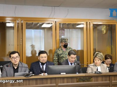 Камень в огород суда кинули адвокаты Бишимбаева