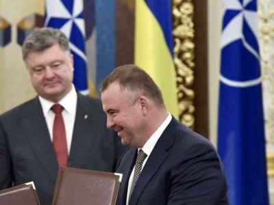 Политолог Гладких: Объявленный в розыск Свинарчук может свидетельствовать против своего экс-партнера Порошенко в обмен на смягчение приговора