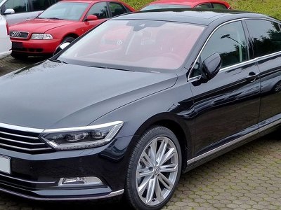 Названы самые популярные в Украине подержанные автомобили из США