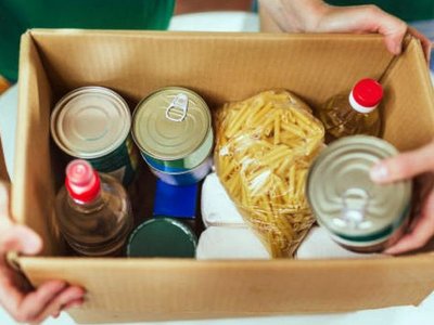 Продолжается выдача продуктовых наборов – как получить помощь в одной из областей