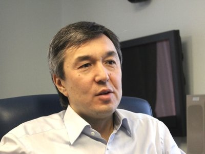«Безумная ложь». Бизнесмен Раимбек Баталов выступил с заявлением в связи с прозвучавшим в суде над Бишимбаевым