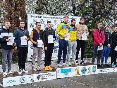 Юні миколаївські веслувальники посіли друге місце на всеукраїнських змаганнях