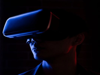 Стример в Skyrim купил жилет за $15 000, чтобы чувствовать боль своего героя в VR