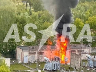 На территории воинской части ФСБ и военного завода в России произошел пожар: предполагают поджог