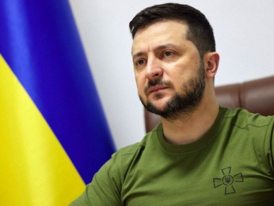 Зеленский: решения об оружии для Украины запаздывают на год