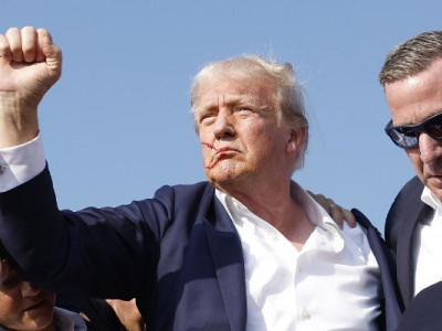 Покушение на Трампа, вероятно, усилит его президентскую кампанию - Bloomberg