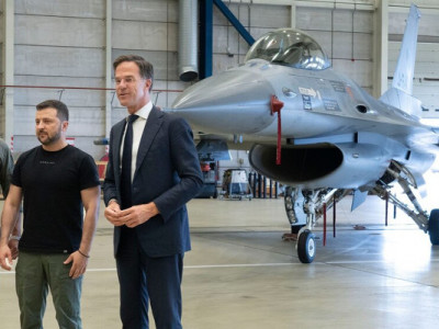 Украина получила первые истребители F-16 – Bloomberg