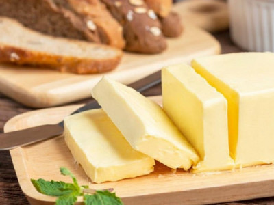 Почему крошится сливочное масло — качественный это продукт или нет