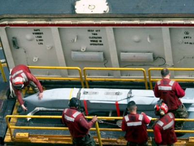 Быстро, точно, разрушительно. Станут ли бомбы JSOW ответом на российские КАБы