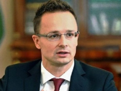 ЕС хочет отправить «военных советников» в Украину, Венгрия против, — Сийярто