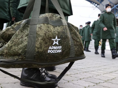 Россия: призывники в Москве получают СМС-уведомления о закрытии выезда из страны из-за неявки по повестке