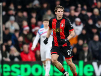 Опередил Реброва. Забарный вошел в топ-5 гвардейского рейтинга украинцев в АПЛ