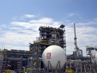 КазМунайГаз претендует на покупку болгарского НПЗ, принадлежащего российскому «Лукойлу»