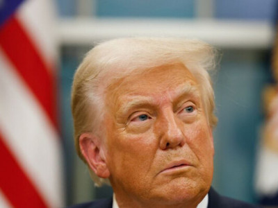 Трамп помиловал участников беспорядков в Капитолии, отменил гражданство по рождению и отсрочил блокировку TikTok