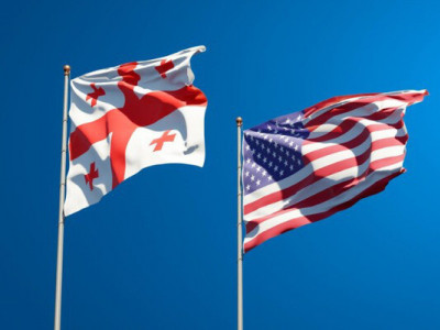 США приостанавливают программы помощи другим странам – что это значит для Грузии?