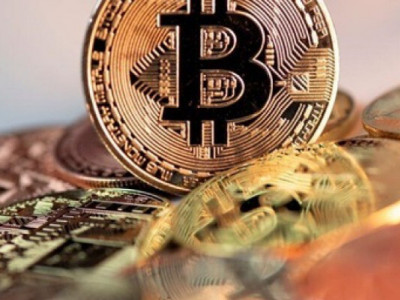 Биткоин резко упал после введения Трампом пошлин на импорт