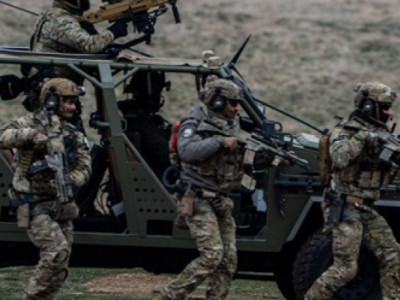 ЕС готовит военный контингент для Украины, — СМИ