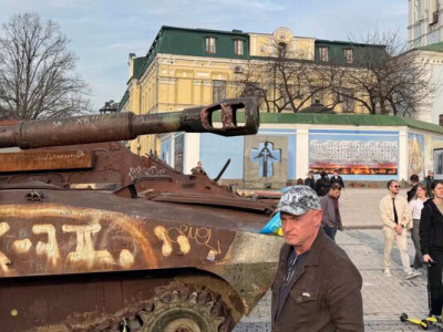 Илон Маск назвал предателем сенатора-ветерана за поддержку Украины
