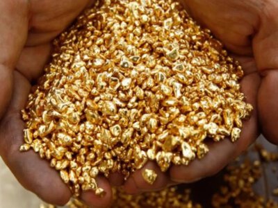 Индия массово скупает золото: причина смущает