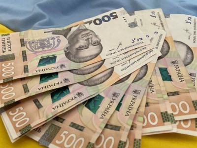 Можно получить до 25 тысяч гривен в руки: украинцев приглашают зарегистрироваться на новую денежную помощь