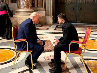 Зеленский передал Трампу послание в Ватикане: что это может изменить
