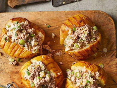 Осмелься на необычный вкус: картофель, соевый соус и майонез с тунцом