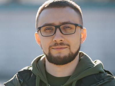 Стреляли в Стерненко, он ранен. СБУ показала подозреваемую. Фото