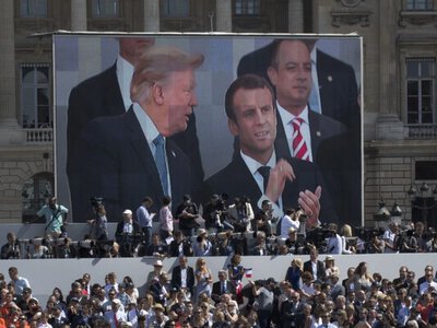 В США хотят провести военный парад в день рождения Трампа с оркестрами, военными и вертолетами