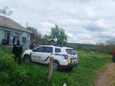 В Одесской области на двух детишек обрушилась стена