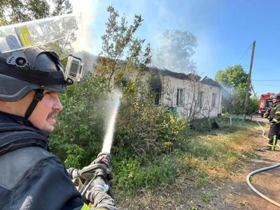 Спасатели тушили пожары в Славянске и Дружковке после обстрелов