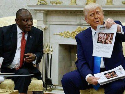 Трамп обвинил власти ЮАР в притеснениях белых южноафриканцев