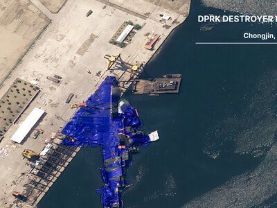 КНДР расследует аварию военного корабля, который перевернулся на глазах у Ким Чен Ина