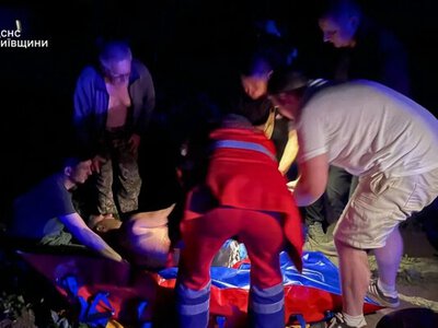 В Киевской области из-за атаки вражеских дронов два человека получили ранения: фото