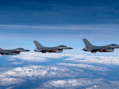 Нидерланды завершают передачу истребителей F-16 Украине.