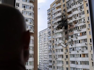 РФ обстреляла Киев ракетами и дронами. Трое погибших, много пожаров, повреждено метро