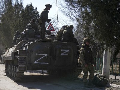 Россияне перебрасывают военную технику и живую силу с донецкого направления на запорожское – Андрющенко