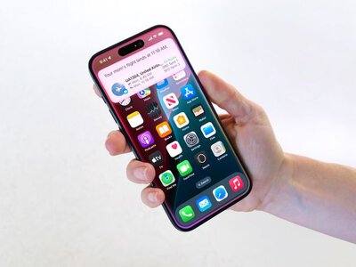 Apple сообщила о задержке с запуском новых функций Siri
