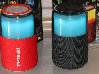 REAL-EL X-705 – IPX3-колонка с RGB и TWS