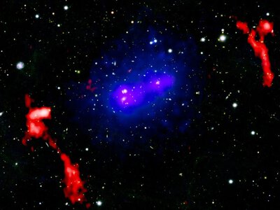 Два скопления галактик вот-вот столкнутся – снова