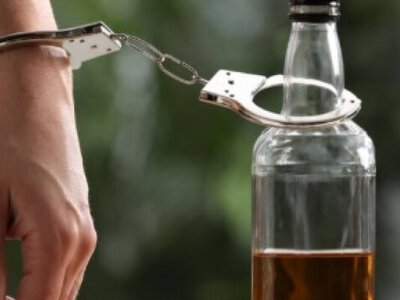 Ученые рассказали, как алкоголь влияет на мужчин и женщин