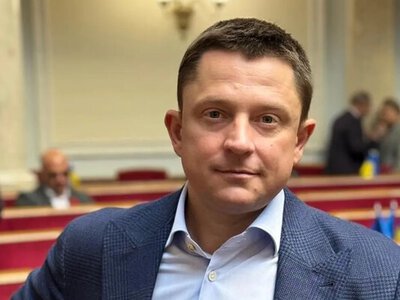 ВР лишила нардепа Довгого мандата: в Раде новый антирекорд по количеству депутатов
