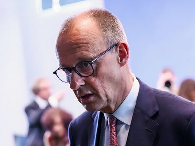 Мерца раскритиковали за его высказывания о том, что Израиль делает за всех грязную работу – DW